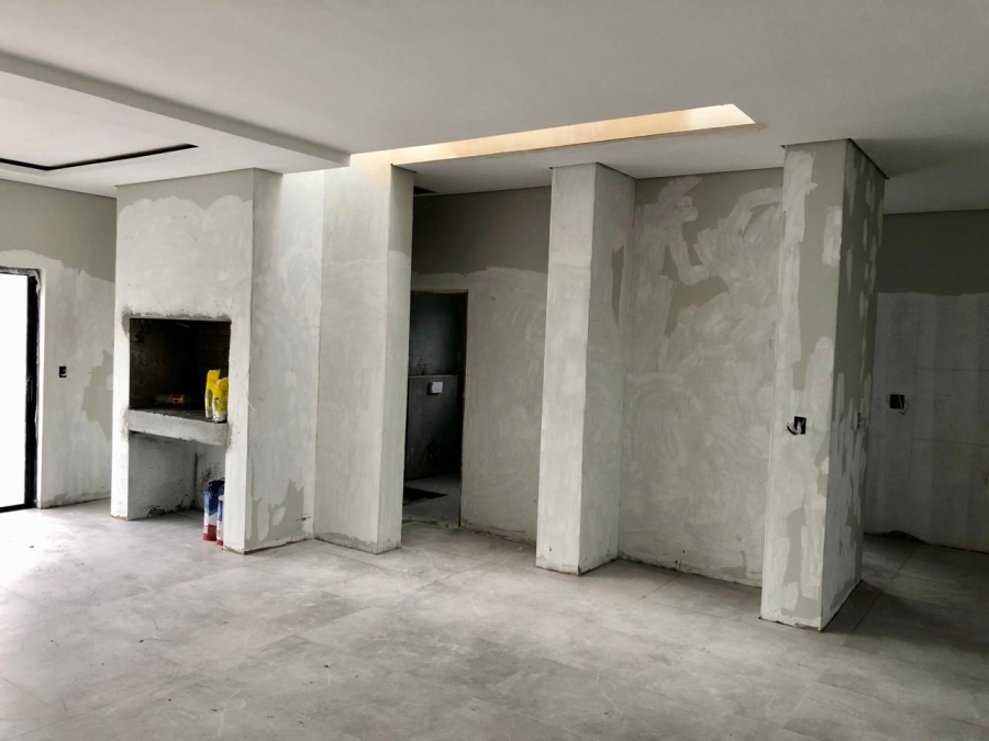 4 Bedroom Property for Sale in Sandown Western Cape